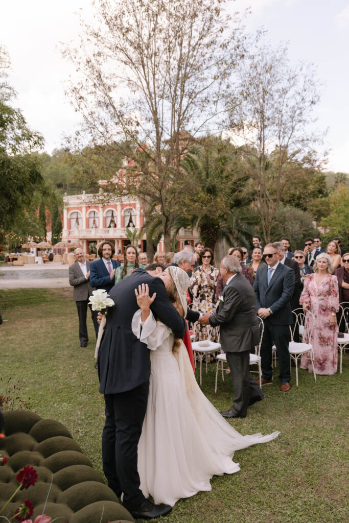 emotion wedding photo